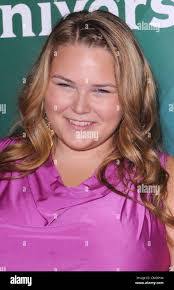 Lily Harrington's Instagram, Twitter & Facebook