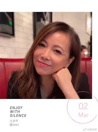 Tvb粉絲團- ＃邓萃雯微博留言＃ 今日的特备节目就是不约人，自己过😎乖乖努力做功课...