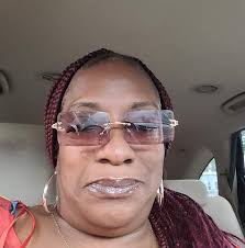 Kenwood High School's roller skating club is inspiring the next generation  of skaters to express themselves