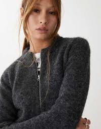 Pull&Bear cosy platform ankle boots in black