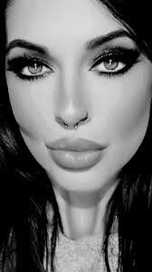 De Buena Soy Tonta: Reflexiones sobre la Tontedad