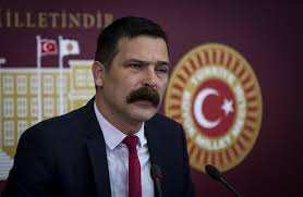 1965 yılında kasımpaşa piyale i̇lkokulu'ndan, 1973 yılında ise i̇stanbul i̇mam hatip lisesi'nden mezun oldu. Tip Genel Basknani Erkan Bas Erdogan Kac Yasinda Emekli Olduysa Herkes O Yasta Emekli Olsun Haberetkin
