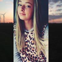 Jada Snyder (jadalee210)