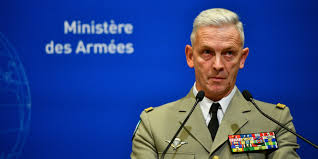 La tribune n'a pas été du goût de la ministre des armées. Tribune Des Militaires Quelles Sanctions Risquent Les Signataires