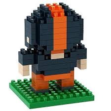 Approximately 6 x 4 x 4 when fully assembled, so it might not protect you from incoming linebackers, but it will look great on your desk. American Football Chicago Bears Nfl 3d Brxlz Puzzle Player Set Sporting Goods Bver Store