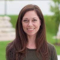 Ariane Grant's Instagram, Twitter & Facebook