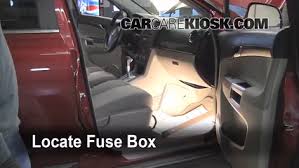 Saturn vue 36 2009 auto images and specification 2008 saturn vue 36l v6 parts rockauto. Interior Fuse Box Location 2008 2010 Saturn Vue 2008 Saturn Vue Xe 2 4l 4 Cyl