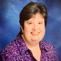 Daphne Bates's Instagram, Twitter & Facebook