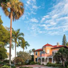 Colonial Terrace, Sarasota | Everything You Need to Know