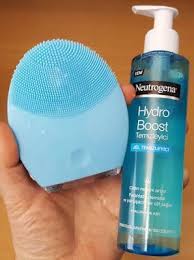 Foreo Luna 2 Destegiyle Karma Ciltler Icin En Iyi Makyaj Ve Cilt Bakimi O Cilt Bakimi Vucut Spreyi Cilt Ipuclari