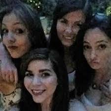 Isabel Wise's Instagram, Twitter & Facebook