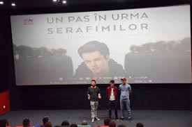 Uncheşii din păuneşti, cunoscuţi pentru parada din prima zi a anului pentru a alunga spiritele rele, au filmat la arpaşu de sus, în judeţul sibiu. Un Pas In Urma Serafimilor Un Film Despre Tineri In CÄutarea CredinÈei Abuzul De Putere Èi Respectarea Valorilor