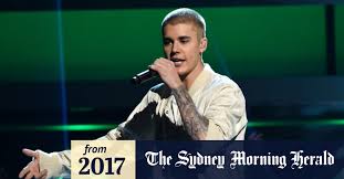 Daddy yankee & justin bieber, daddy yankee] pasito a pasito, suave suavecito nos vamos pegando, poquito a poquito cuando tú me. Justin Bieber Admits He Doesn T Know Lyrics To Smash Hit Despacito