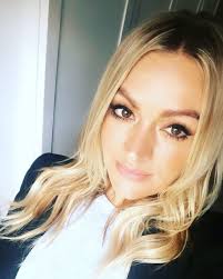 Laura Woods Wiki And Bio Know Everything About The Leading Female Broadcaster Spockandchristinehttps S Laura Wood Sports Presenters Sky Sports Presenters