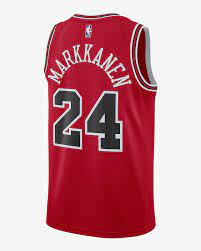 In the 2017 nba draft, he was taken by the minnesota timberwolves with the seventh overall pick before being included in a trade to the chicago bulls for jimmy butler.he is the son of finnish basketball players pekka and riikka markkanen, and the younger brother of footballer eero markkanen Lauri Markkanen Bulls Icon Edition 2020 Nike Nba Swingman Trikot Nike De