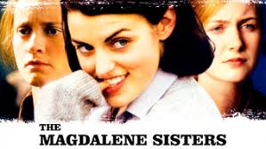A strong film, it severely denounces the abuses imposed by the religious institutions of the time on young girls considered light or subversive… summary of the film when convents become real prisons Is The Magdalene Sisters 2002 On Netflix Germany