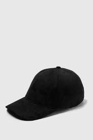 Izobrazhenie 1 Iz Kepka Iz Iskusstvennoj Zamshi Ot Zara Suede Caps Faux Suede Faux