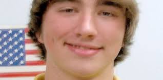 LaFont signs with Delgado