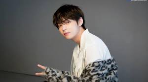 Biodata bts lengkap dengan foto semua personil (bangtan boys). Biodata Fakta V Bts Berulang Tahun Ke 25 Hari Ini Pernah Jadi Pria Tertampan Versi Tc Candler Tribun Timur