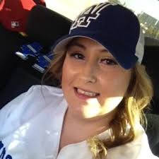 Erika Valadez (@Gueraaa92)