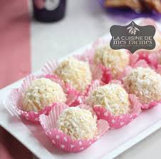 Gateau Boule De Neige A La Noix De Coco La Cuisine De Mes Racines