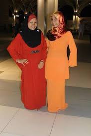 Bencana gempa yang terjadi beberapa waktu lalu mengingatkan kita untuk lebih cermat dalam memilih material konstruksi. 35 Ide Baju Kurung Moden Warna Oren Little One Scandles