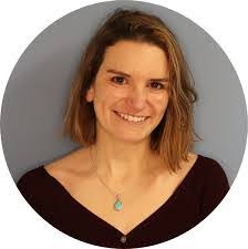 Kerry Perkins's Instagram, Twitter & Facebook