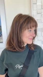 Channeling Sabrina with these bangs 😋