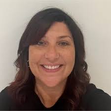 Brooke Ashman's Instagram, Twitter & Facebook