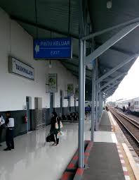 Jogja tasikmalaya berapa jam naik kereta. Naik Kereta Ke Tasikmalaya Catatan Mas Bay