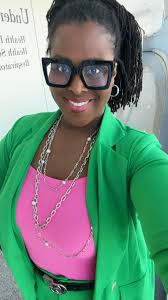 Hi all! I just wanted to introduce myself and share a little. I'm a college  professor and looking for ways to add new, innovative things to my class to  enrich my student's