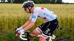 Slovenia's tadej pogacar, wearing the overall leader's yellow jersey, looks back to check if he has enough lead on denmark's jonas vingegaard, wearing the best young rider's white jersey. Tour De France 2021 Tadej Pogacar Had It All But A First Challenge Awaits Him This Time Will Be Crucial