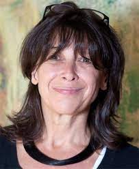 Son site web indique d'ailleurs que son mémoire de maîtrise avait porté sur le savoir des chasseurs innus du labrador, tandis que sa thèse de doctorat décrivait et. Levesque Marie Christine Le Journal De Montreal