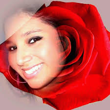 Helen Valles (@HelenValles)