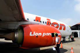 Hair star indonesia mogok kerja. Selain Putus Kontrak Karyawan Lion Air Sunat Gaji Pegawai Tetap Bisnis Tempo Co