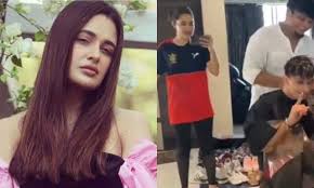 In the latest viral video, yuvika chaudhary can be seen using a casteist slur just the way taarak mehta ka ooltah chashmah fame munmun dutta did in her youtube video. 9dfh3kndxcksym