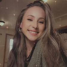 Alex Goad and Rebecka Hobbs' Wedding Website