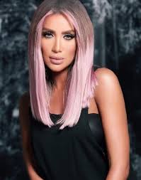 تتالق الفنانات فاختيار تساريح شعرها لتظهرها باطلالة رائع مميز لتكون متجدده. Ù‚ØµØ§Øª Ø´Ø¹Ø± Ø·ÙˆÙŠÙ„ ÙˆÙ‚ØµÙŠØ±
