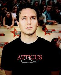 Young mark hoppus, this one looks like jack so much 0_0. Mark Hoppus Of Blink 182 I Can T Believe It Took Me So Long To Pin This Guy I Was In Love With Him In High School He S Blink 182 Blink 182