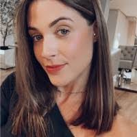 Laura Mangold's Instagram, Twitter & Facebook