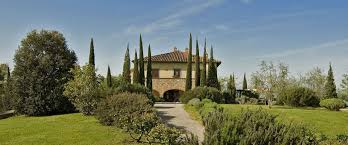 Cortona casa vacanza, agriturismo in antica dimora in vendita a cortona. Agriturismo Toscana Tenuta In Toscana Borgo Con Ristorante Maneggio E Piscina Il Poggio Sito Ufficiale