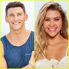 Caelynn Miller-Keyes Responds to Blake Horstmann After He Shares Their  Private Texts