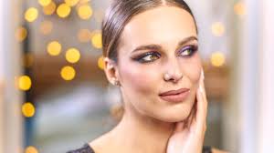 Tutorial: un trucco viola da festa