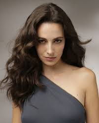 Daniela Virgilio's Instagram, Twitter & Facebook