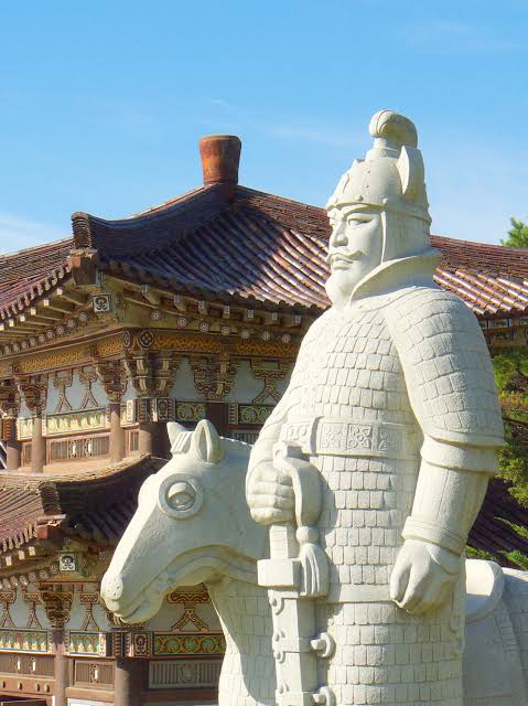 4. The Divine Archer: King Jumong – Figures of Korean History