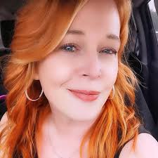 Kristi Sharp (@thegingerhibiscus) • Instagram photos and videos