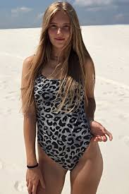 Alena Barhalenko - Free nude pics, galleries & more at Babepedia