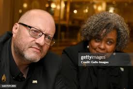 48 Photos & High Res Pictures