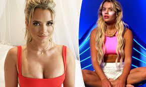 Everything you need to know about tilly whitfield from season 2 of big brother australia 2021. Meet Big Brother Housemate Tilly Whitfeld 21 Year Old Student Is Happy To Play The Dumb Blonde Daily Mail Online