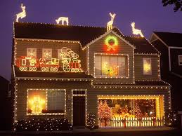 Don't forget that home decor includes items outside the house. Save Money On Your Homeowners Insurance Http Myinsurancevideos Com Video Exterior Christmas Lights Decorating With Christmas Lights Christmas Lights Outside